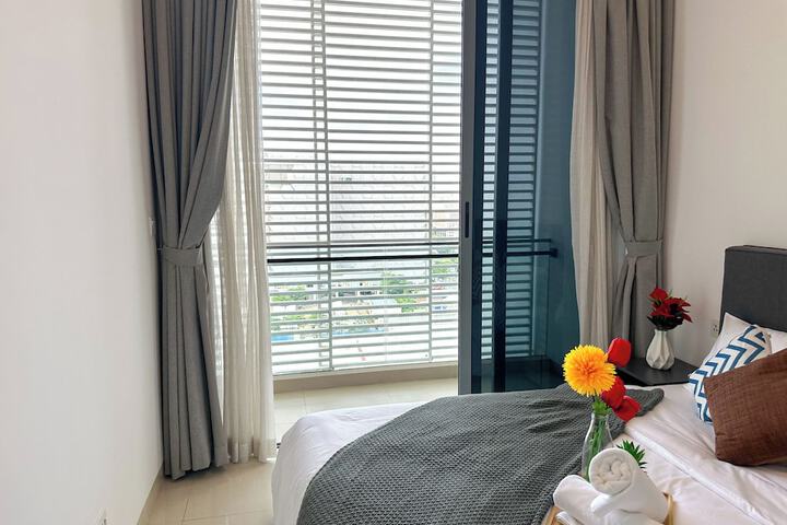 Room 9 of 60