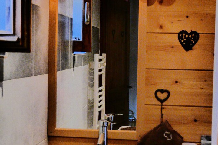 Room 17 of 41