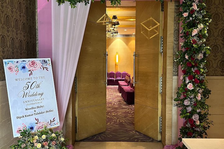 Ballroom/Hall 82 of 87