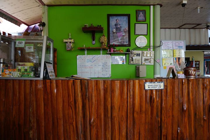 Hero Image 1 of 47