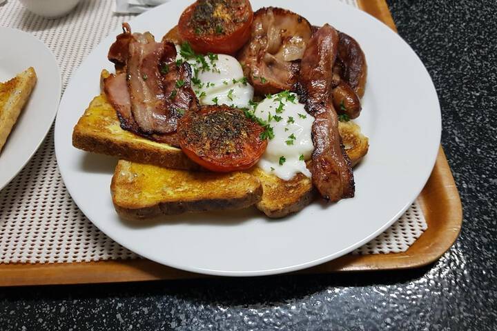 Dining 22 of 38
