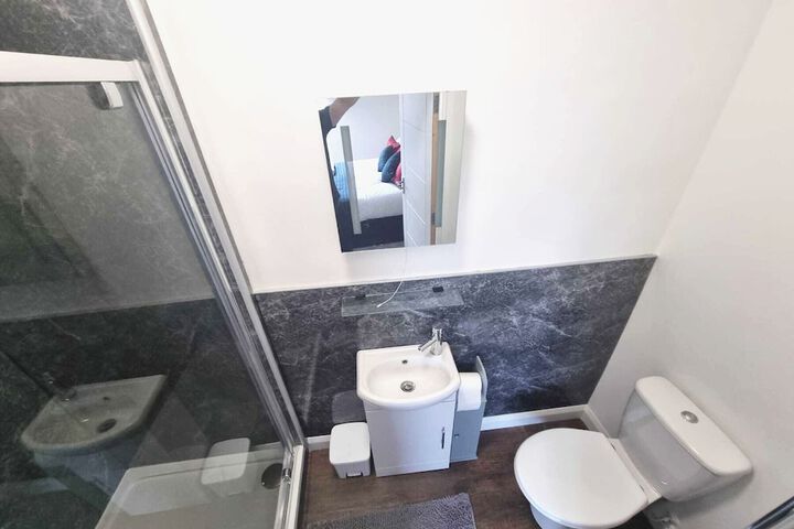 Room 40 of 63