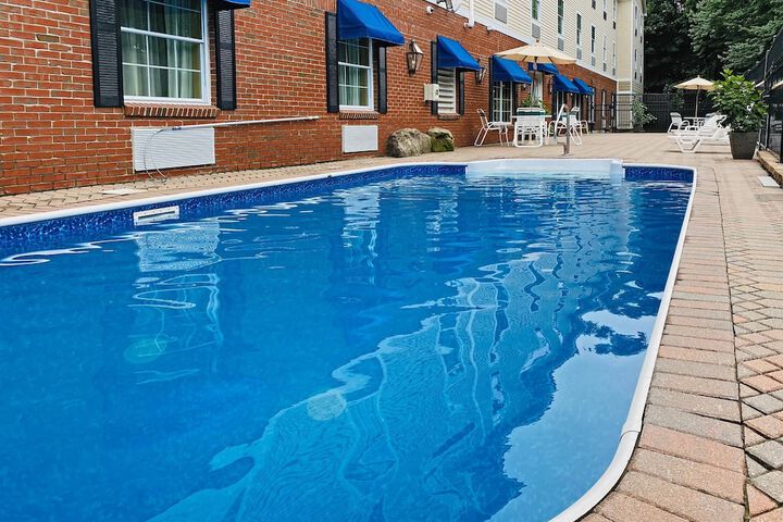 Pool 69 of 92