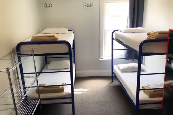 Room 22 of 35