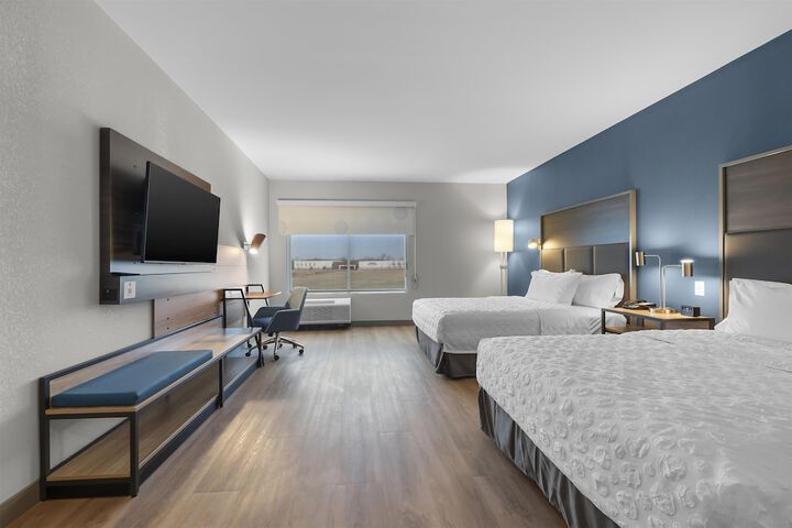 Room 10 of 39