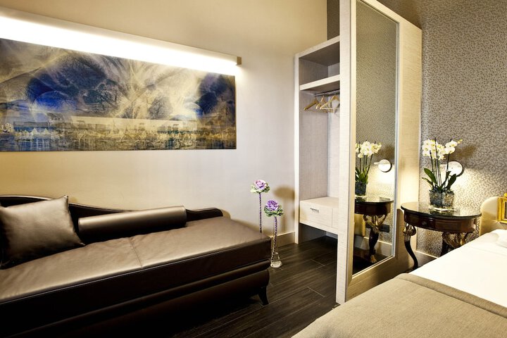 Room 34 of 117
