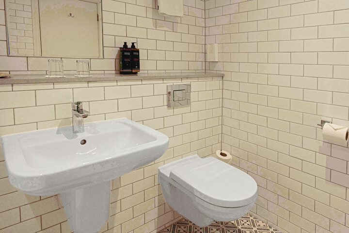 Room 40 of 79