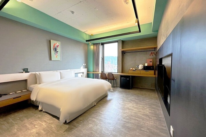 Room 20 of 50