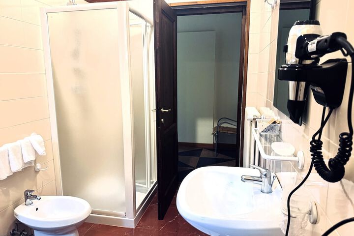 Room 45 of 52