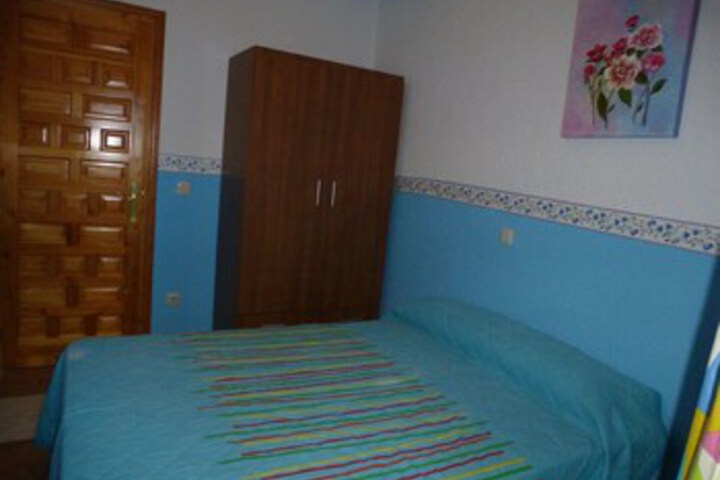 Room 13 of 21