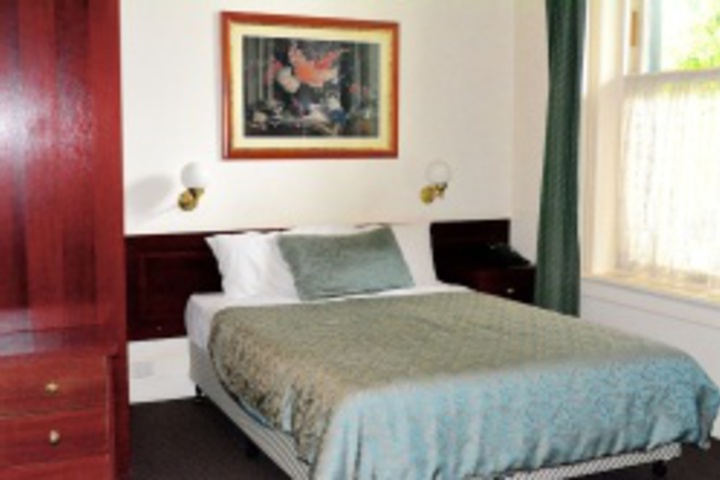 Room 439 of 768