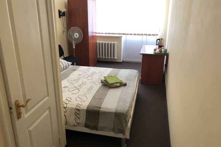 Room 17 of 47