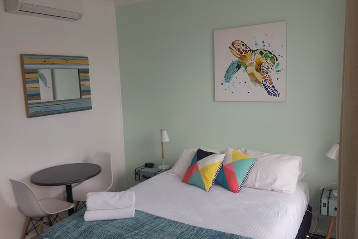 Room 4 of 67