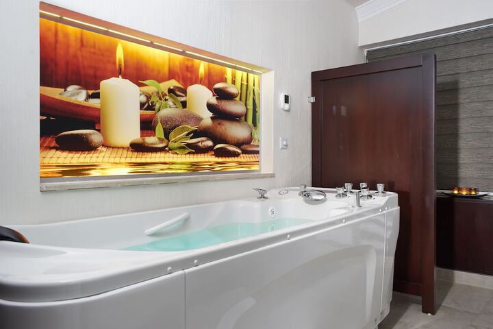 Relaxing Spa