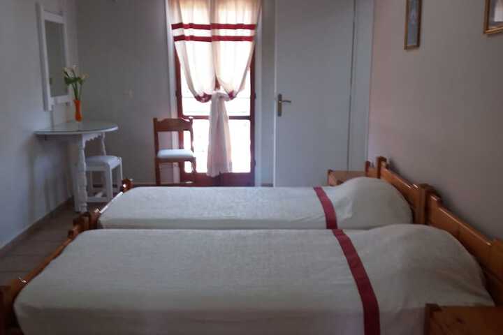 Room 3 of 26