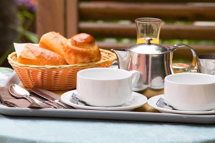Breakfast/Coffee Service 29 of 31
