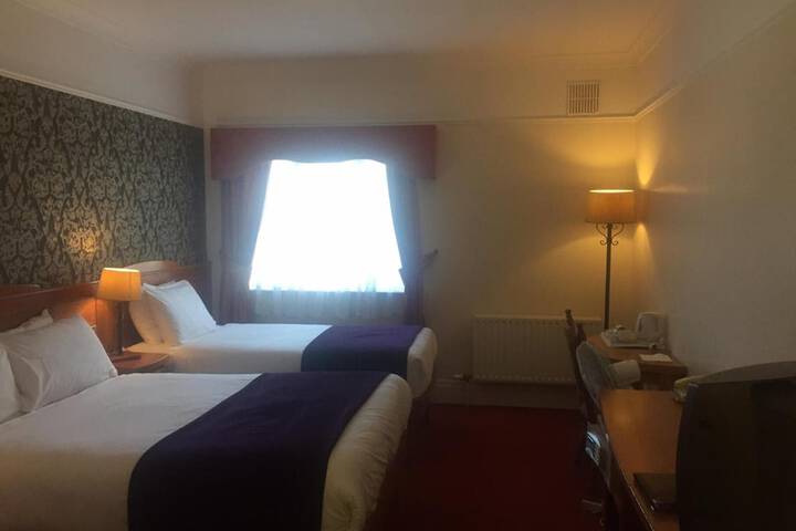 Room 9 of 63