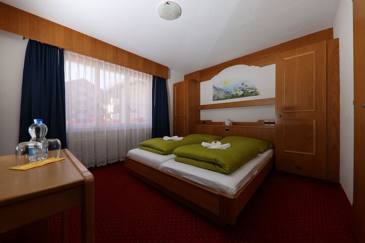 Room 20 of 59