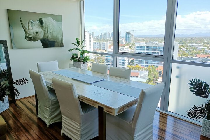 Dining Photos