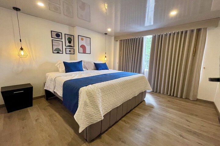 Room 32 of 56