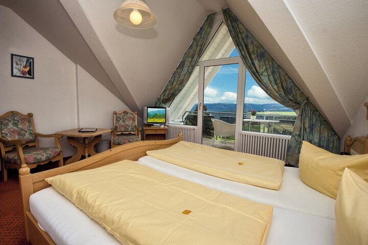 Room 15 of 52
