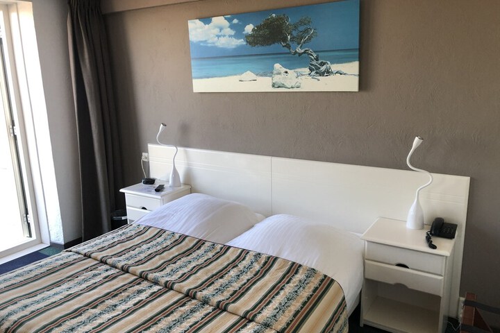 Room 22 of 139