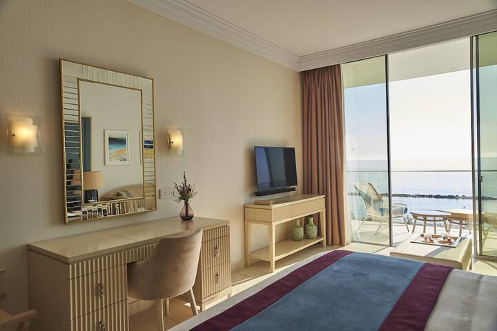 Room 18 of 67