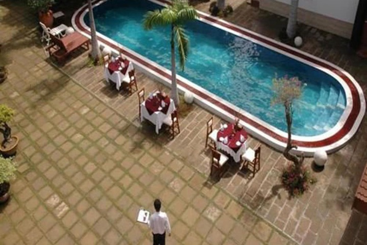 Pool 9 of 16