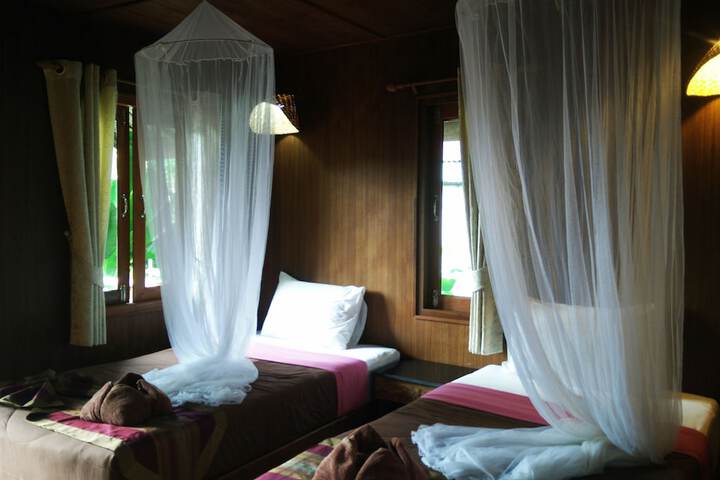 Room 13 of 54