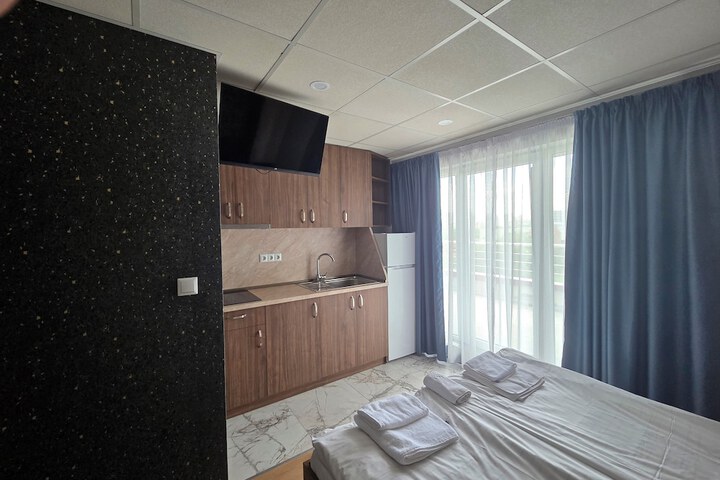 Room 53 of 137