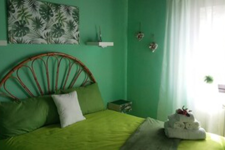 Room 13 of 17