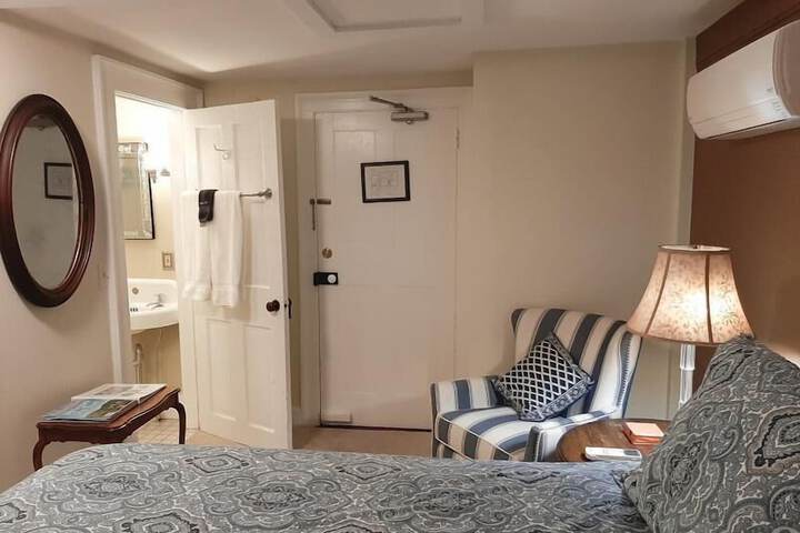 Room 15 of 91