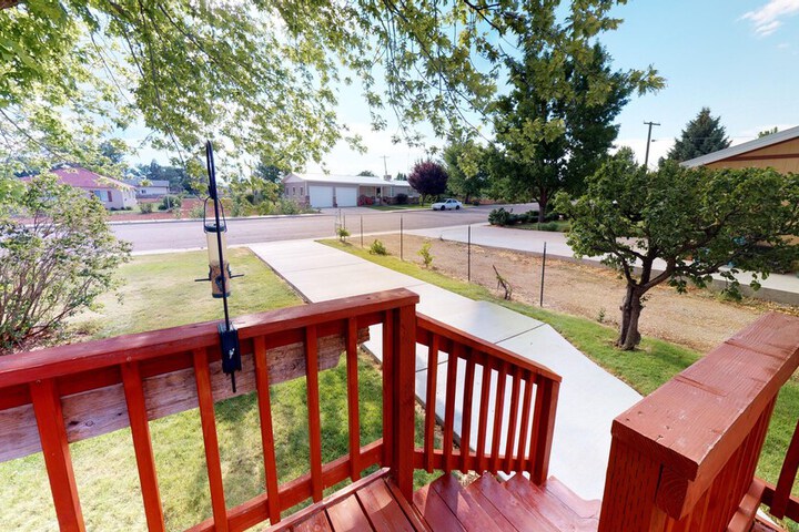 Terrace/Patio 27 of 30