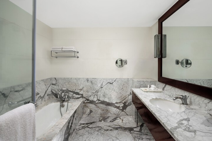 Bath Photo