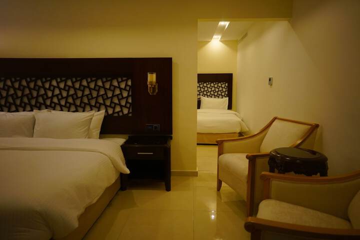 Room 3 of 61