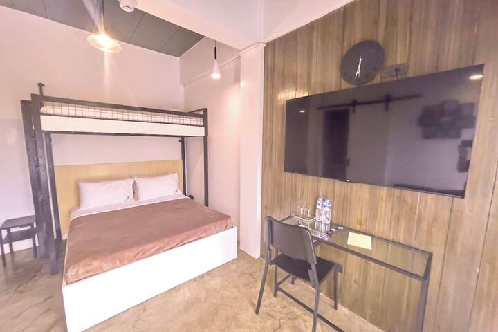 Room 21 of 45