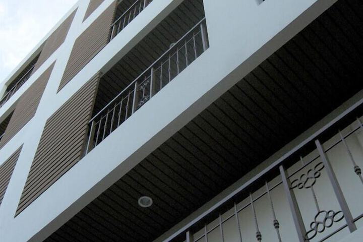 Hotel 66 of 71