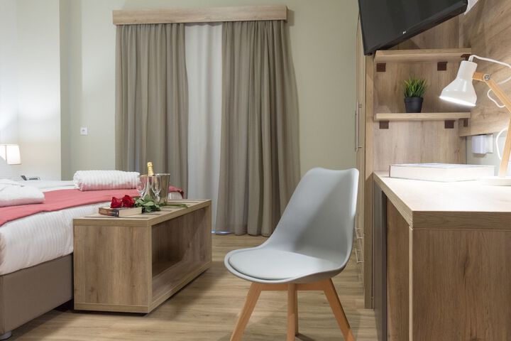 Room 15 of 111
