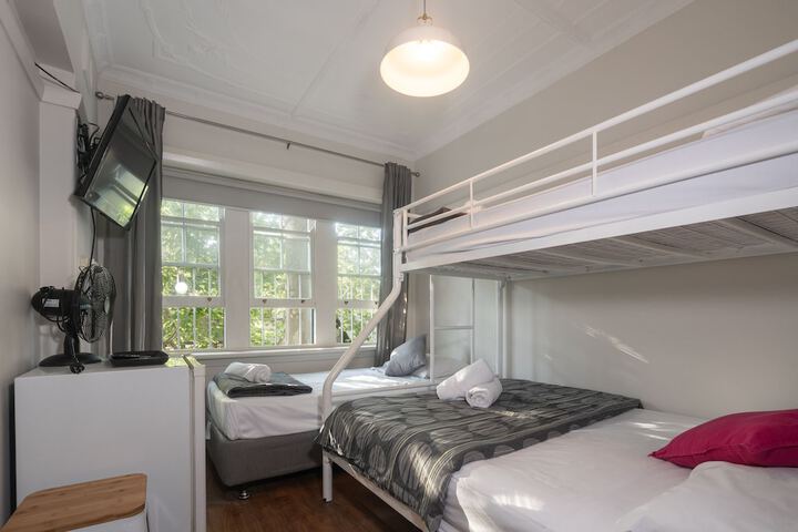 Room 18 of 61