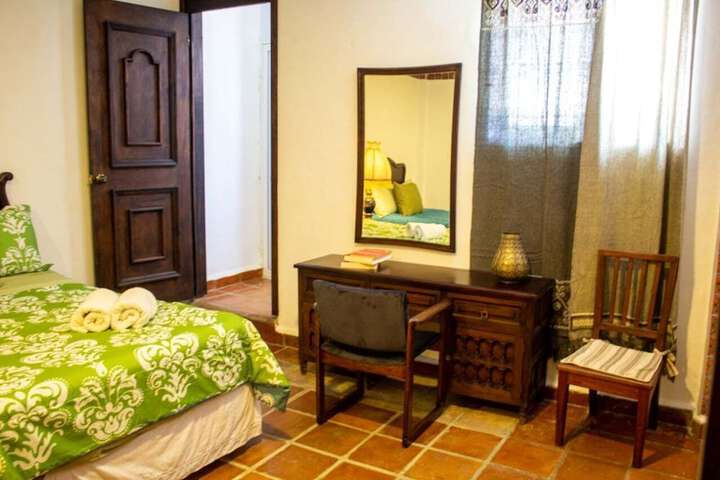 Room 3 of 41