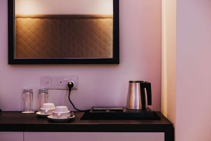 Room 6 of 40