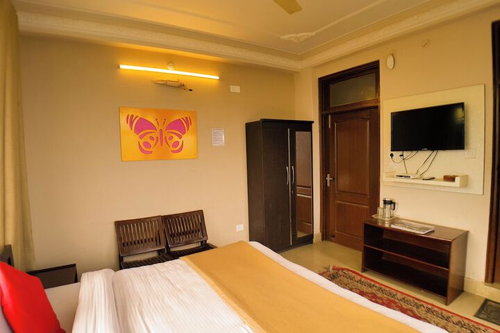 Room 51 of 81