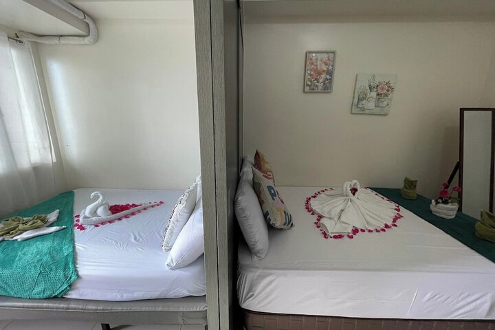 Room 82 of 216