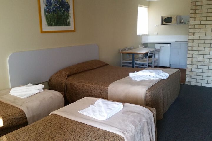 Room 5 of 26
