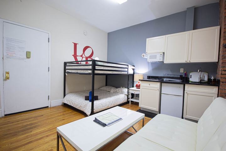 Room 20 of 121
