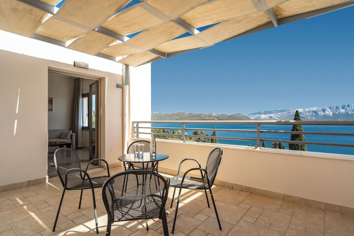 Terrace/Patio 24 of 110