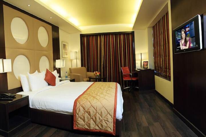 Room 9 of 46