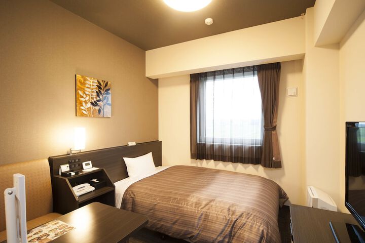 Room 5 of 29