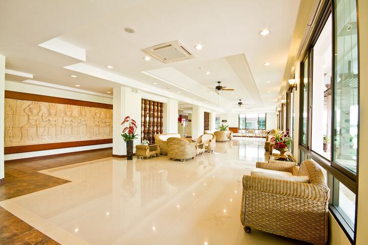 Hotel Interior 10 of 151