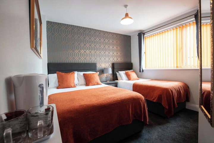 Room 4 of 42